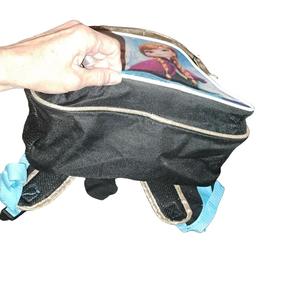 SALE!! New Anna and Elsa FROZEN Battery-operated Lights Backpack